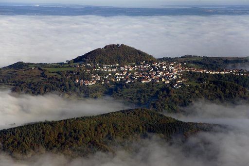 Panoramaaufnahme des Hohenstaufen mit Stadt