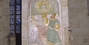 Detailansicht eines Stauferbilds in der Klosterkirche Lorch