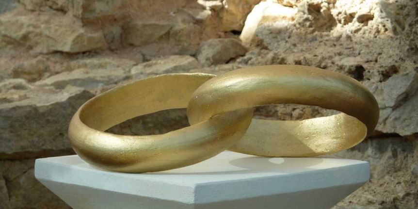 Skulptur mit Eheringen